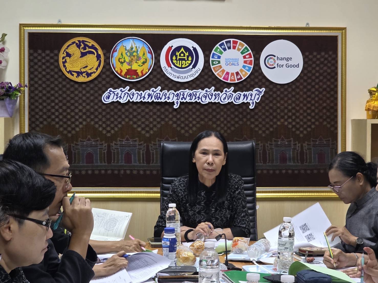 อำเภอชัยบาดาล โดยสำนักงานพัฒนาชุมชนอำเภอชัยบาดาลร่วมประชุมพัฒนาการอำเภอ ประจำเดือนพฤษภาคม 2569 พร้อมขับเคลื่อนงานตามนโยบายกระทรวงมหาดไทยและภารกิจสำคัญของกรมการพัฒนาชุมชน